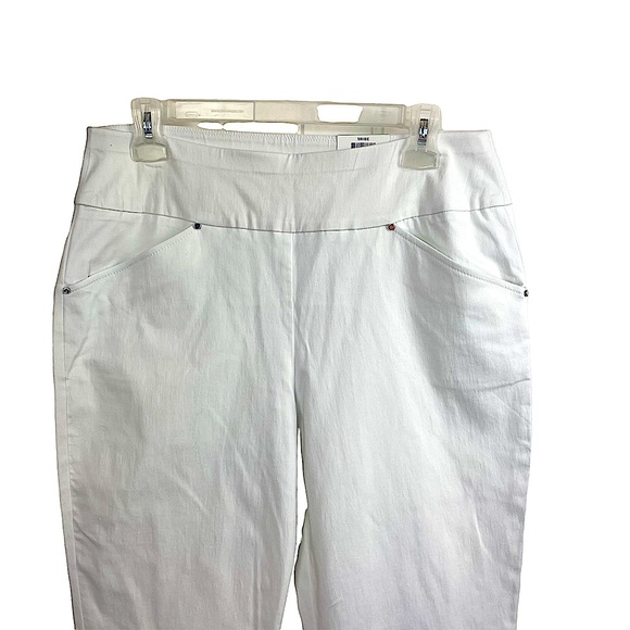 NWT INC International Concepts White Skinny Leg Curvy Mid Rise Crop Pant… - Picture 6 of 16